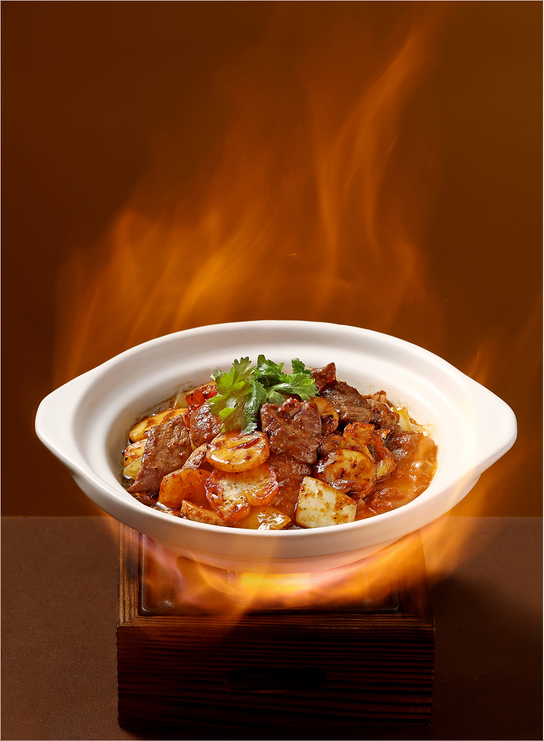 Tender Beef with Deep-fried Dough Stick in A Clay Pot
