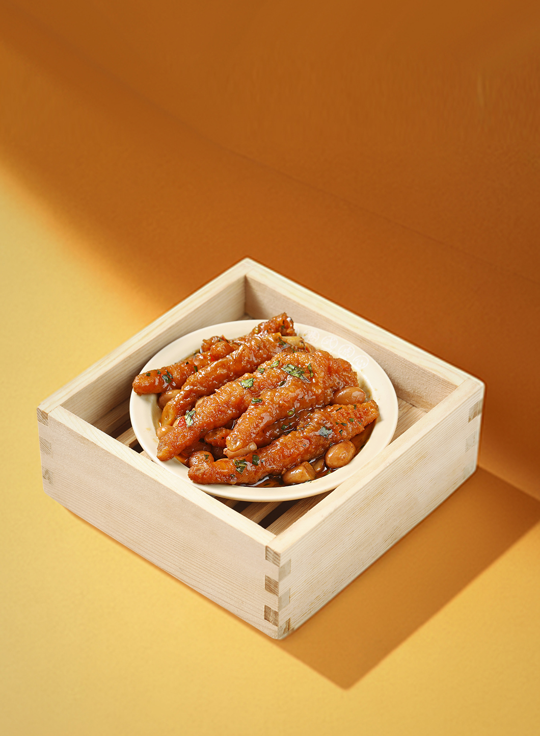 Steamed Chicken Feet 
with Black Bean Sauce & Basil