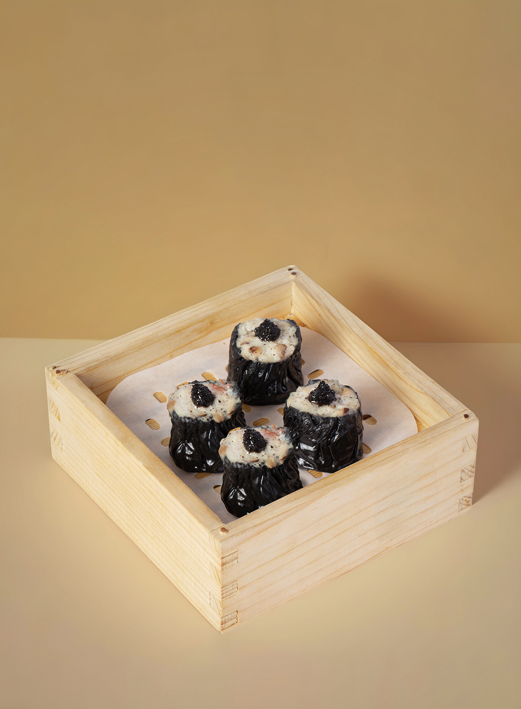 Siu Mai with 
Black Truffles