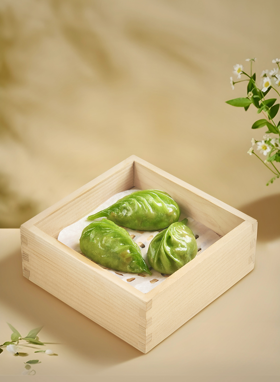 Mushroom Dumplings 
with Black Truffle